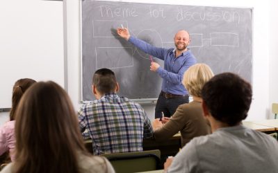 Pourquoi les cours du soir sont la clé de la reconversion réussie